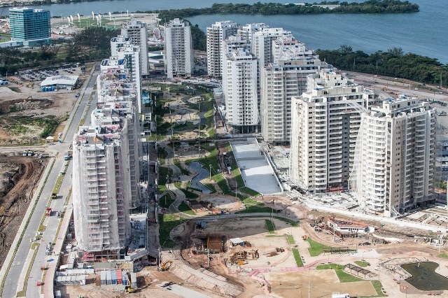 Mais de 600 empregados foram encontrados na Vila Olímpica sem registro na carteira de trabalho
